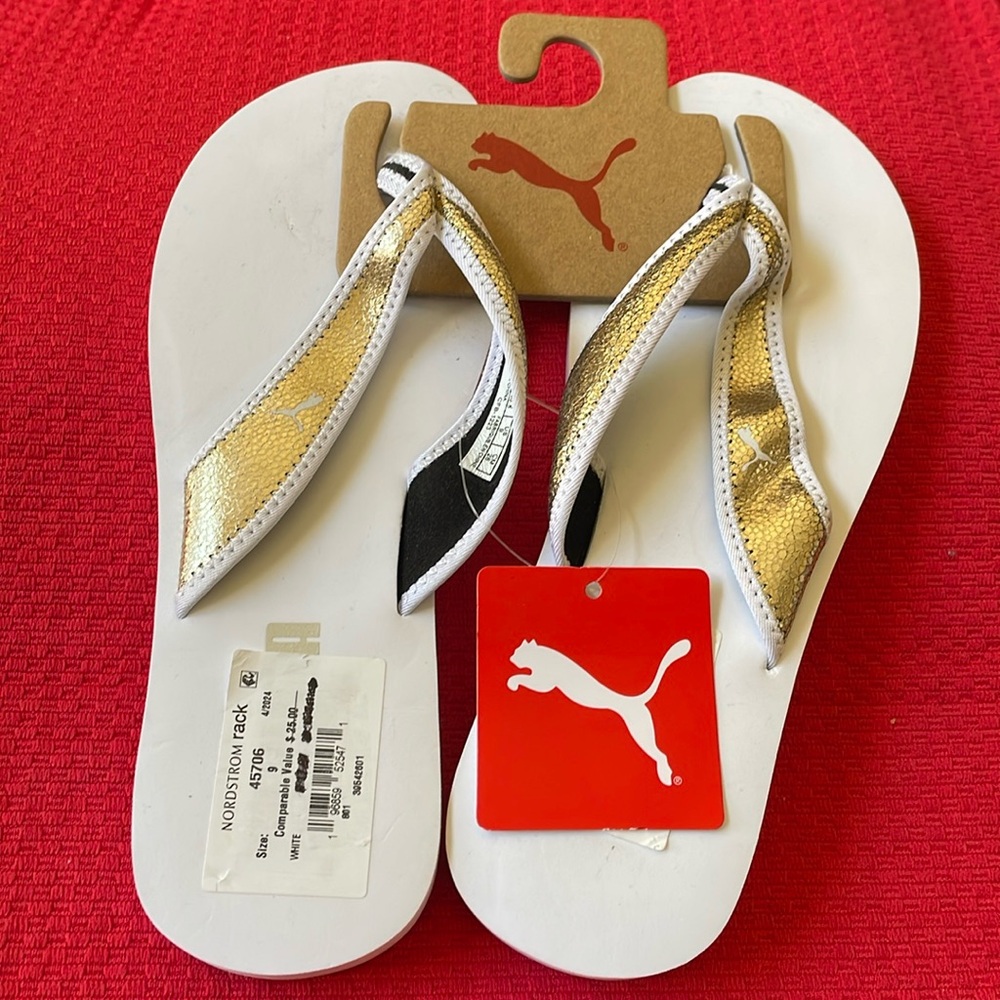 Brand new with tag PUMA Sandy flip sandals slides white & gold size 9